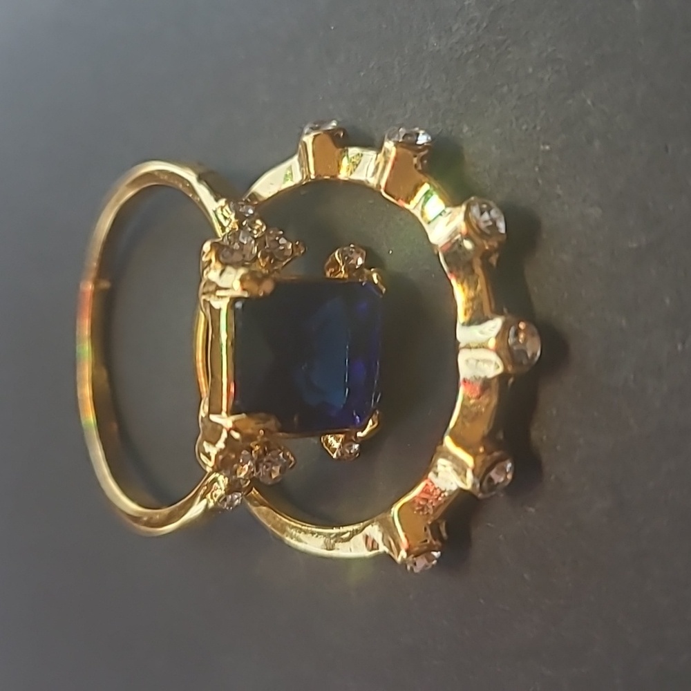 Wedding ring set (gold color)